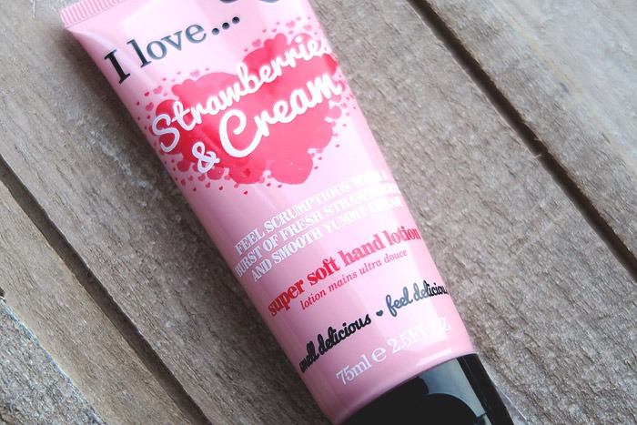 i love strawberries cream hand lotion 3 | DoorMariska