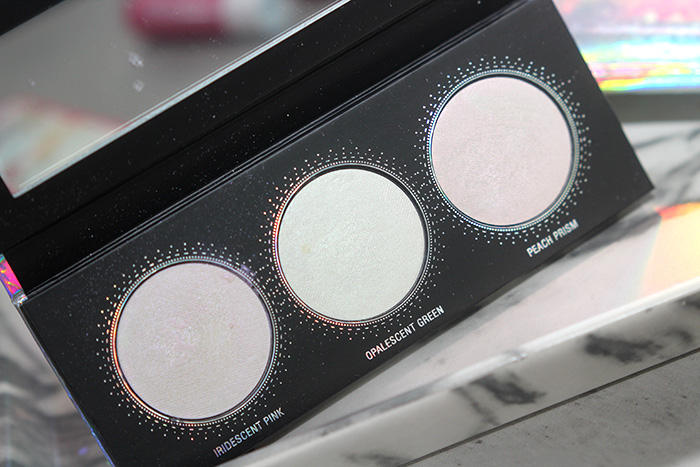 love illusion holographic highlighter palette 1