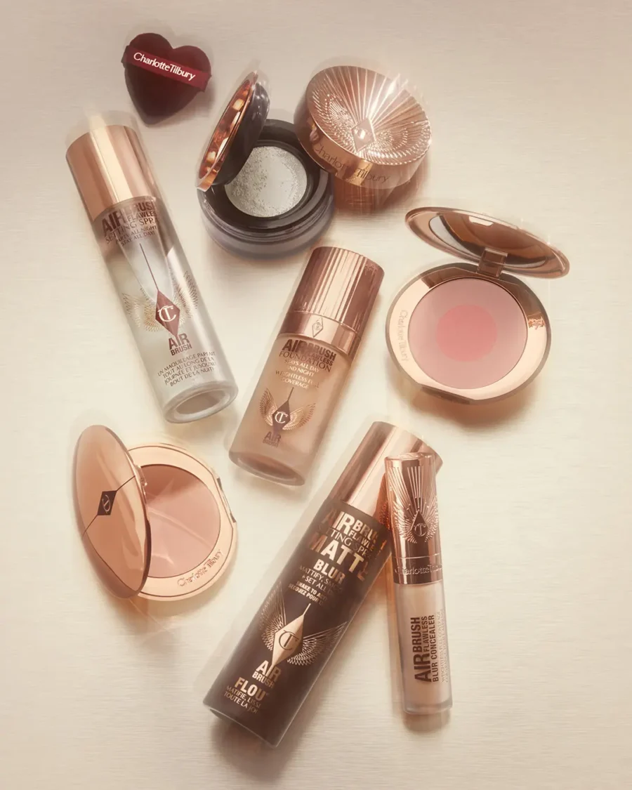 Charlotte Tilbury Airbrush Flawless Blur: dit zijn de nieuwe producten 10 Charlotte Tilbury Airbrush Flawless Blur 1