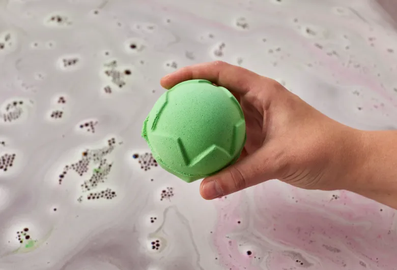lord of misrule bath bomb lush herfst 2026